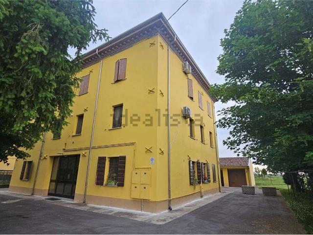 Appartamento in vendita a Unione Comuni Modenesi Area Nord, Mirandola