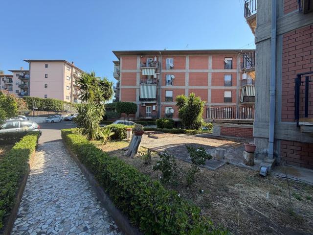 Appartamento in vendita a Gravina Di Catania, Sicilia
