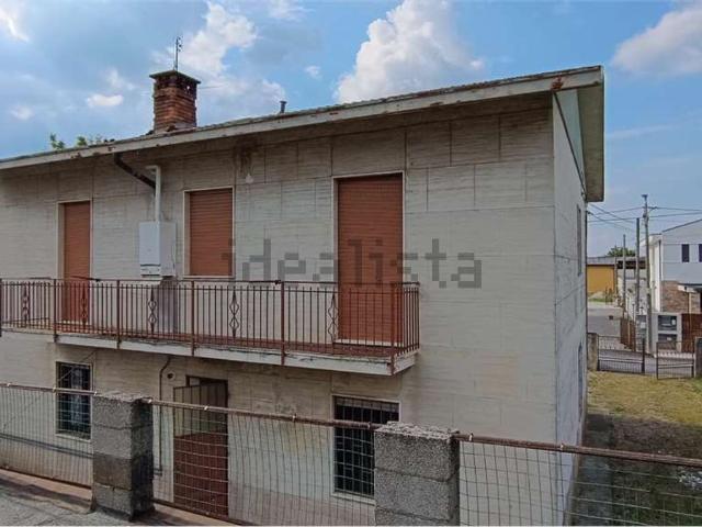 Appartamento in vendita a Rea, Lombardia