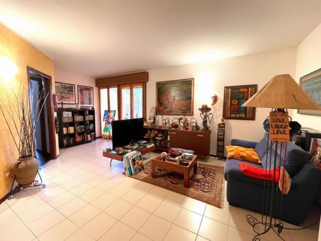 Appartamento in vendita a Borghetto, Valeggio Sul Mincio