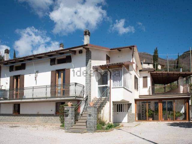 Appartamento in vendita a Semonte Castello, Gubbio