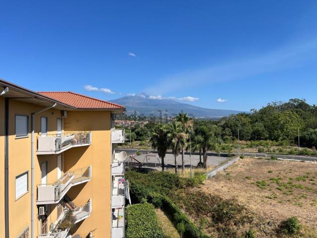 Appartamento in vendita a Ficarazzi, Aci Castello