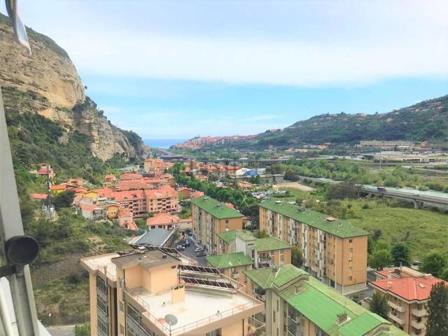 Appartamento in vendita a Ventimiglia, Liguria