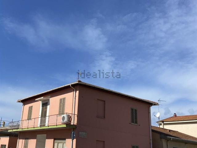 Appartamento in vendita a Cecina, Livorno