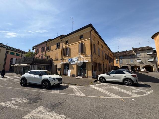 Appartamento in vendita a Terra di Mezzo, Re