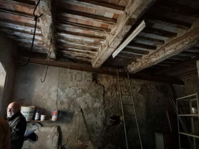 Appartamento in vendita a Chiusdino, Toscana