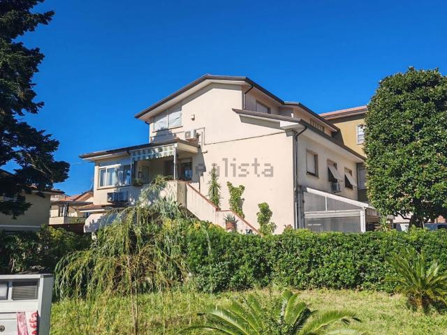 Appartamento in vendita a Pian del Quercione, Massarosa