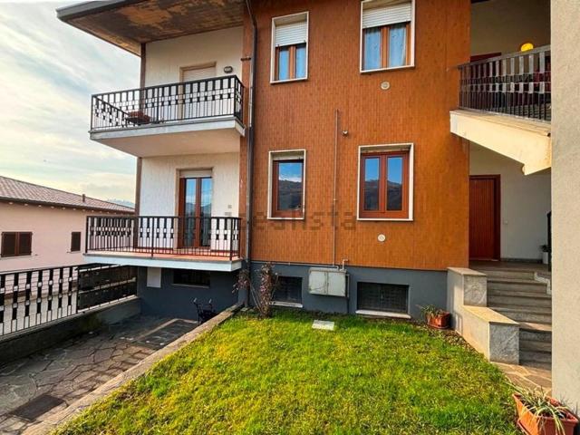 Appartamento in vendita a Casnigo, Lombardia