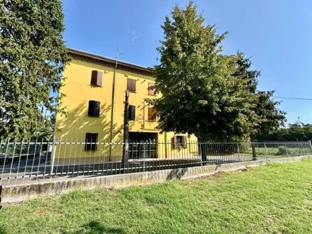 Appartamento in vendita a Unione Comuni Modenesi Area Nord, Mirandola