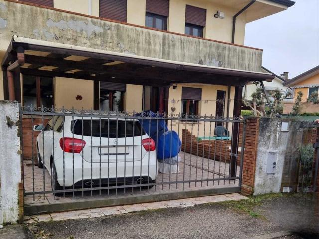 Appartamento in vendita a Grignano Polesine, Rovigo