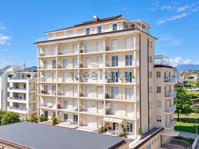 Appartamento in vendita a Mare, San Benedetto del Tronto