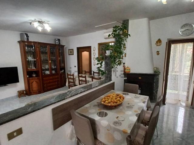 Appartamento in vendita a Giuliano Di Roma, Lazio