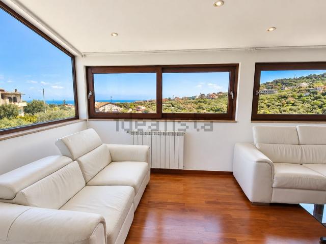 Appartamento in vendita a Catuté, Capo d'Orlando