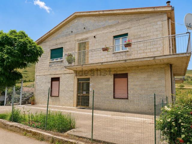 Appartamento in vendita a Petralia Soprana, Sicilia