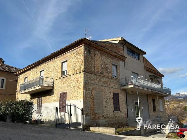 Appartamento in vendita a Frondarola, Teramo