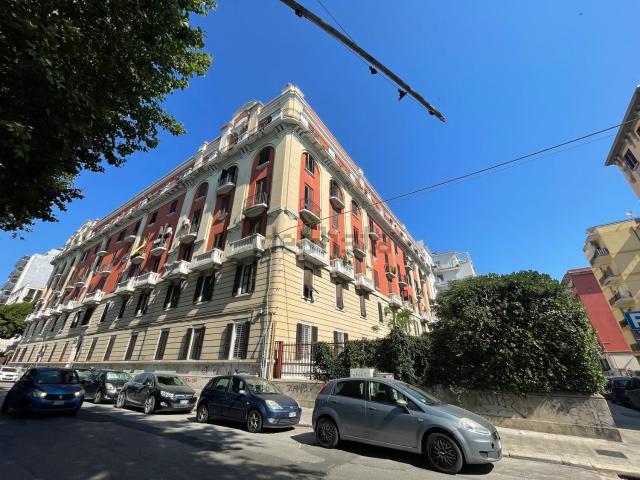 Appartamento in vendita a Municipio 1, Puglia