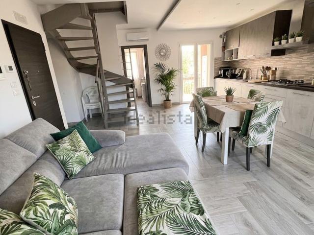 Appartamento in vendita a Calabria, Reggio Calabria