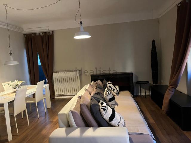 Appartamento in vendita a Centro Storico, Marche