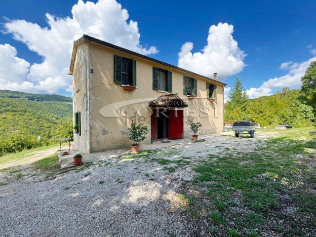 Appartamento in vendita a Camporeggiano, Gubbio