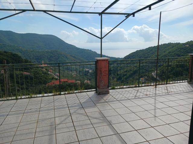 Appartamento in vendita a Bracco, Moneglia