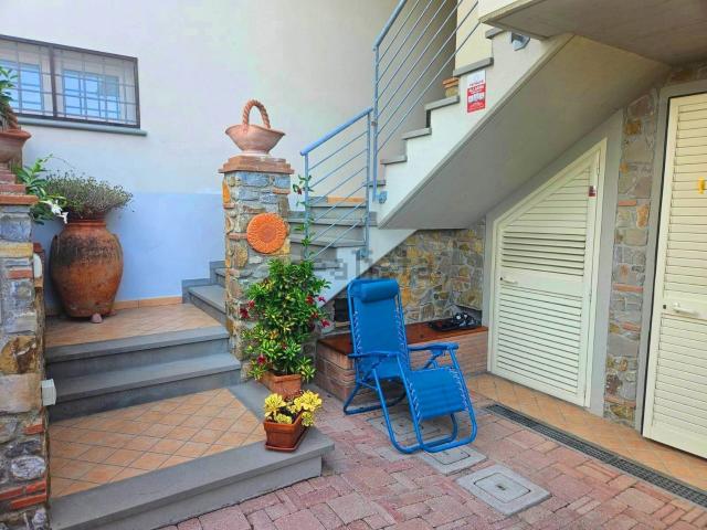 Appartamento in vendita a Nibbiaia, Rosignano Marittimo