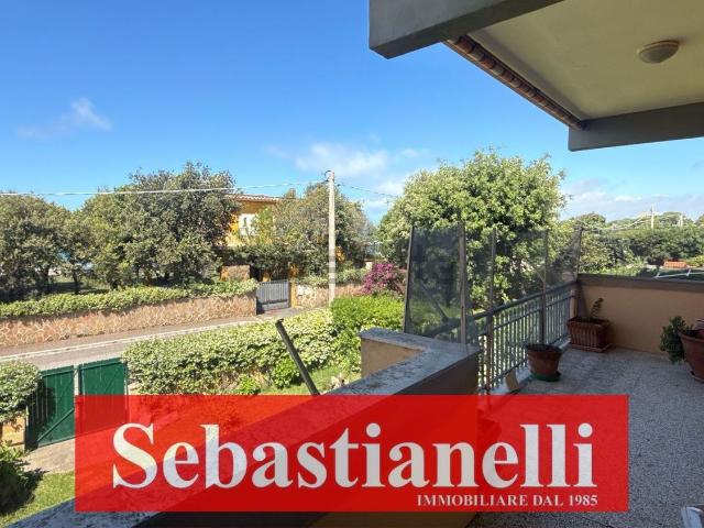 Appartamento in vendita a Lido di Enea, Roma Capitale