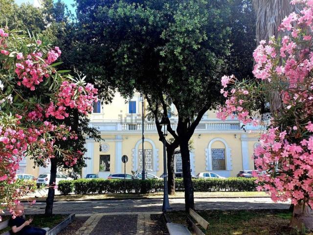 Appartamento in vendita a Salerno, Campania