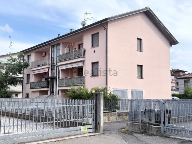 Appartamento in vendita a Torrile, San Polo