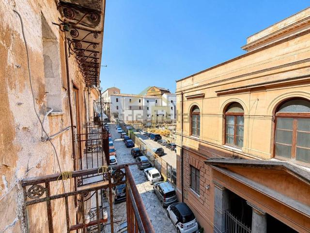 Appartamento in vendita a I Circoscrizione, Palermo