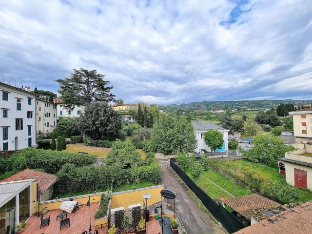 Appartamento in vendita a Lamporecchio, Toscana