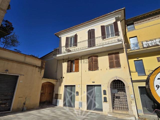 Attico in vendita a Santa Lucia, Bastia Umbra
