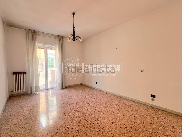 Appartamento in vendita a Puglia, Bari