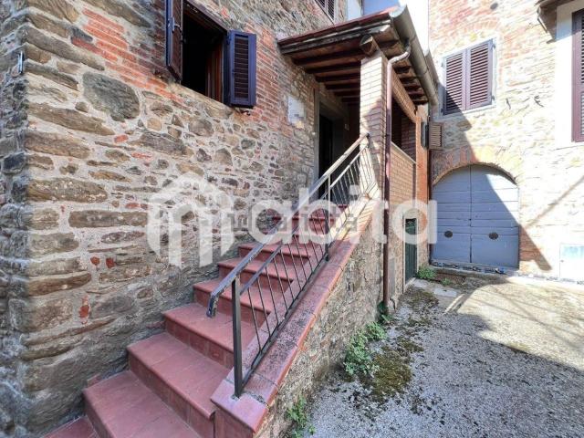 Appartamento in vendita a Bucine, Toscana