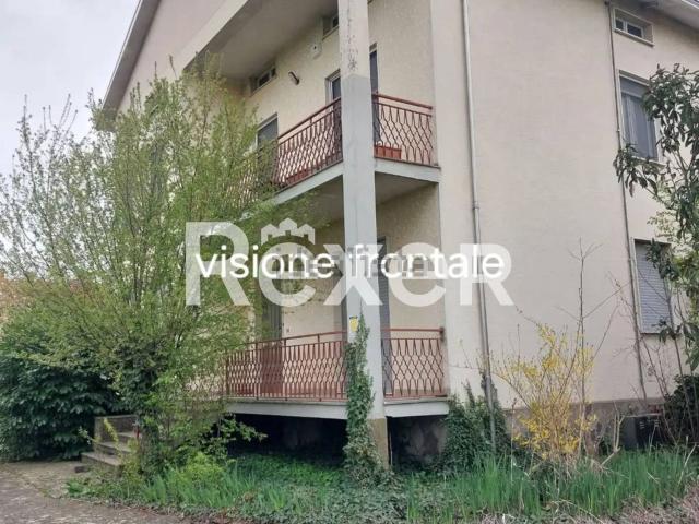 Appartamento in vendita a Collecchio, Reggio Emilia
