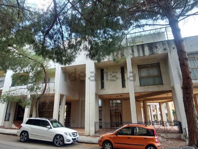 Appartamento in vendita a Paternò, Catania