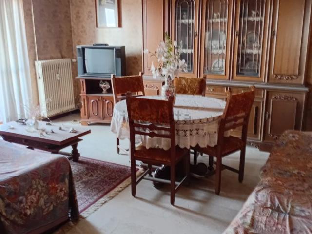 Appartamento in vendita a Villa Iria, Voghera