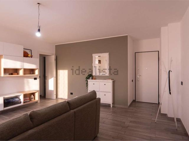 Appartamento in vendita a Cesano Boscone, Lombardia