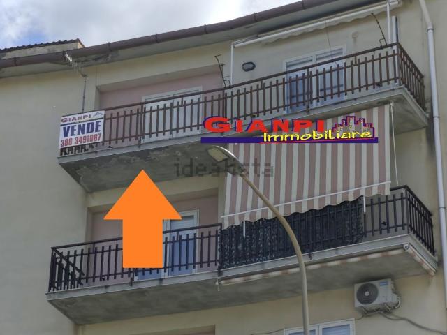 Appartamento in vendita a Piazza, Sicilia
