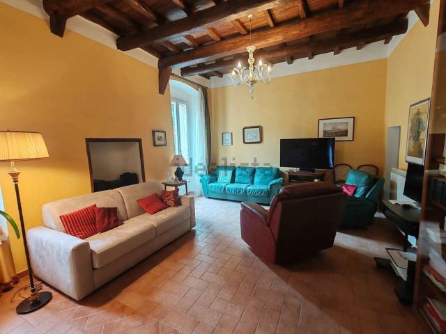 Appartamento in vendita a Spoleto, Umbria