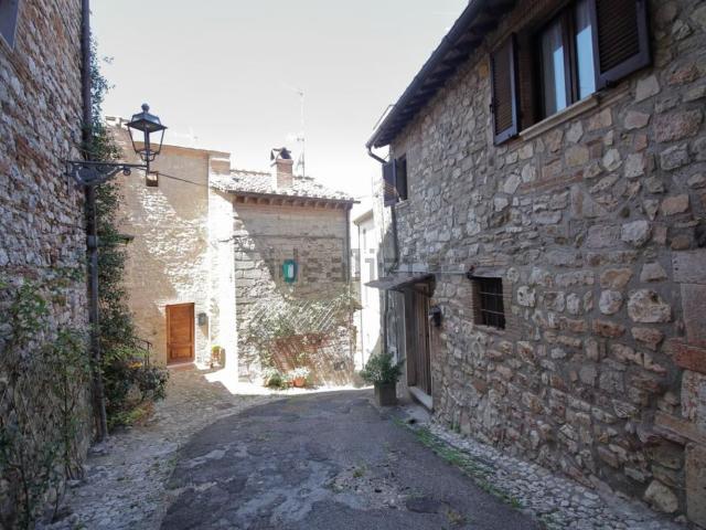 Appartamento in vendita a Amelia, Umbria