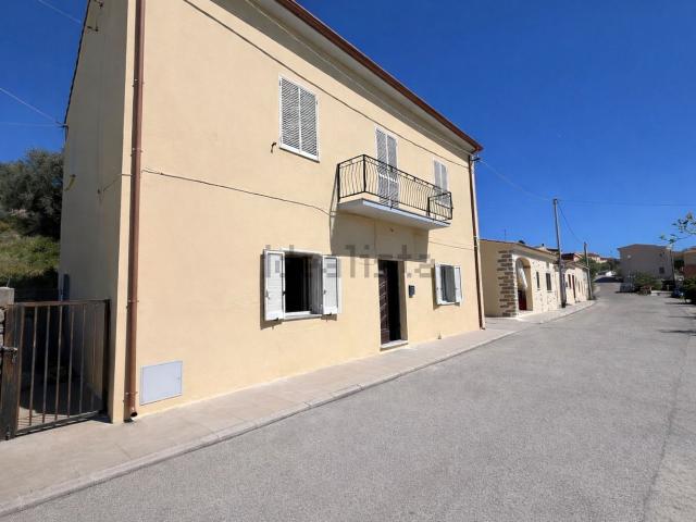 Appartamento in vendita a San Lorenzo, Agrustos