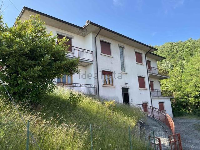 Appartamento in vendita a Bardi, Reggio Emilia