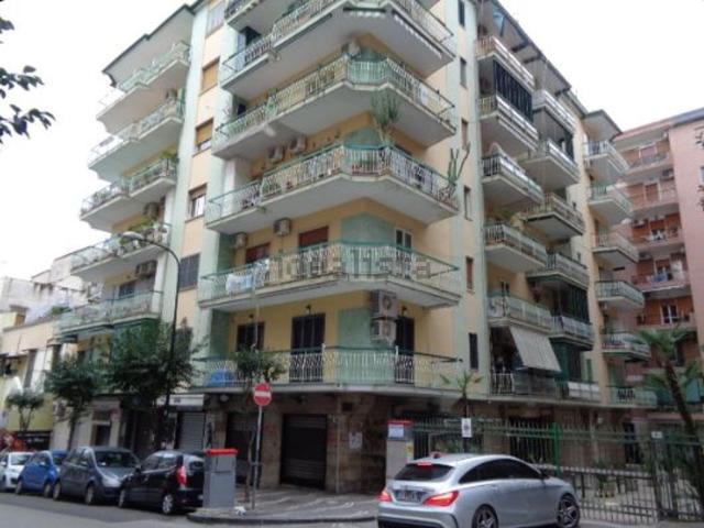 Appartamento in vendita a Portici, Napoli