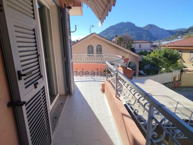 Appartamento in vendita a Ventimiglia, Liguria