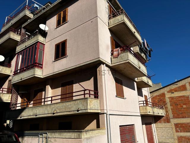 Appartamento in vendita a Castellana Sicula, Sicilia