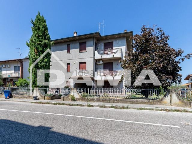 Appartamento in vendita a Carpena, Forlì
