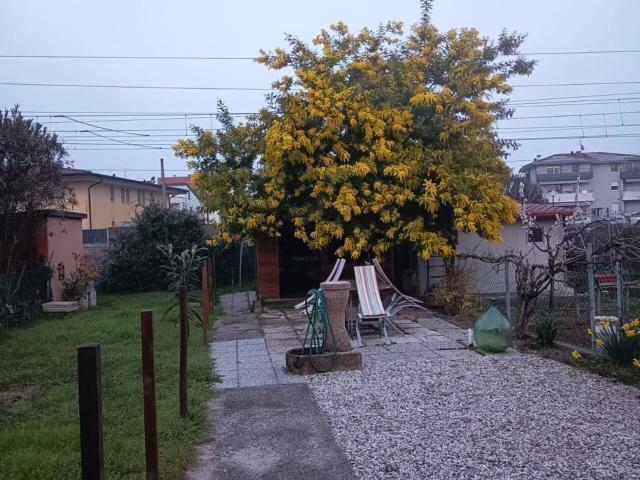 Appartamento in vendita a Ovest, Brenzone