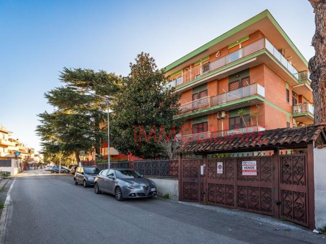 Appartamento in vendita a Cava dei Selci, Roma Capitale