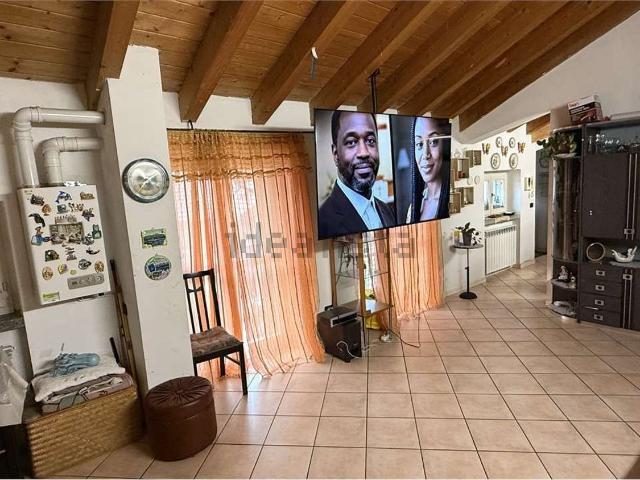Appartamento in vendita a Melegnano, Lombardia