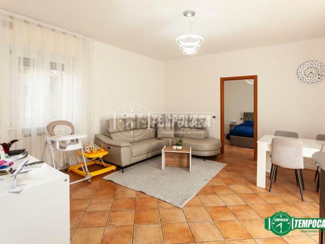 Appartamento in vendita a Bergamo, Lombardia